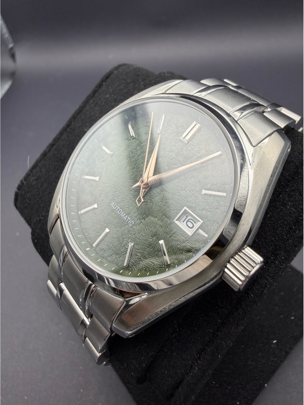 Custom Forest Green Nh35 Watch Mod